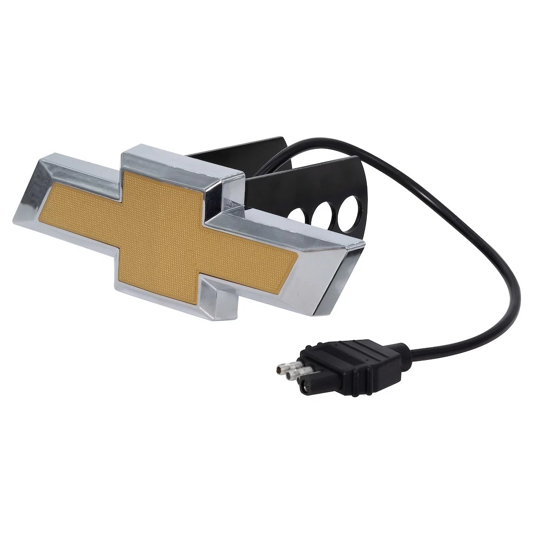 002318R01 – PLASTICOLOR Trailer Hitch Cover, Fits 1-1/4 And 2 Inch Receivers Chevrolet Logo Metal With Light And Moun...